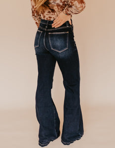 The Sidney Flare in Dark Wash SHIP 6/25