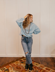 The Holsten Pullover