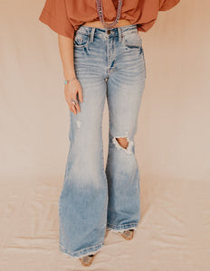 The Sidney Distressed Flare