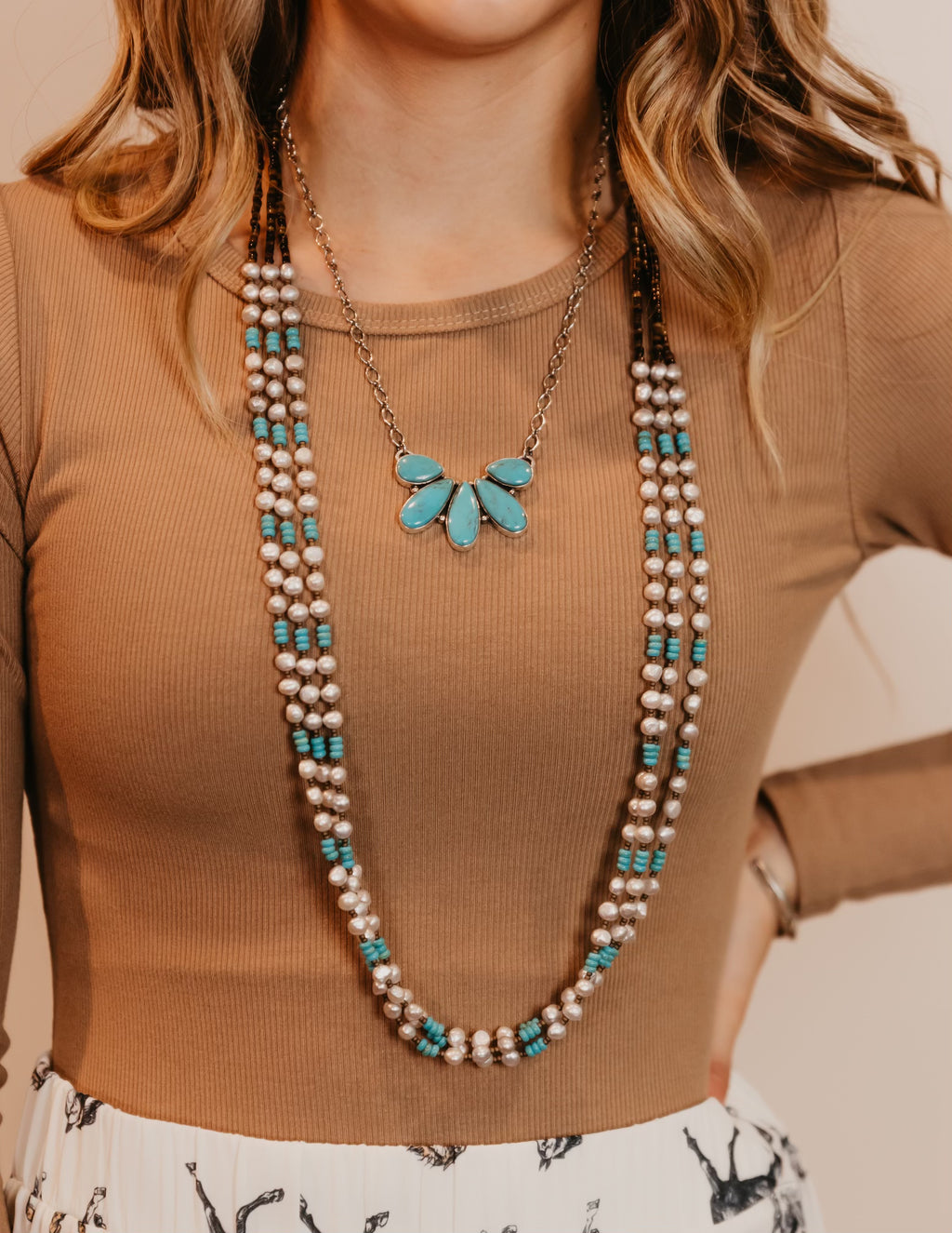 The Tullo Turquoise Ribbon Necklace, 4
