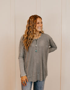 The Paylen Top {multiple colors}