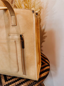 The Glacier Wrangler Purse