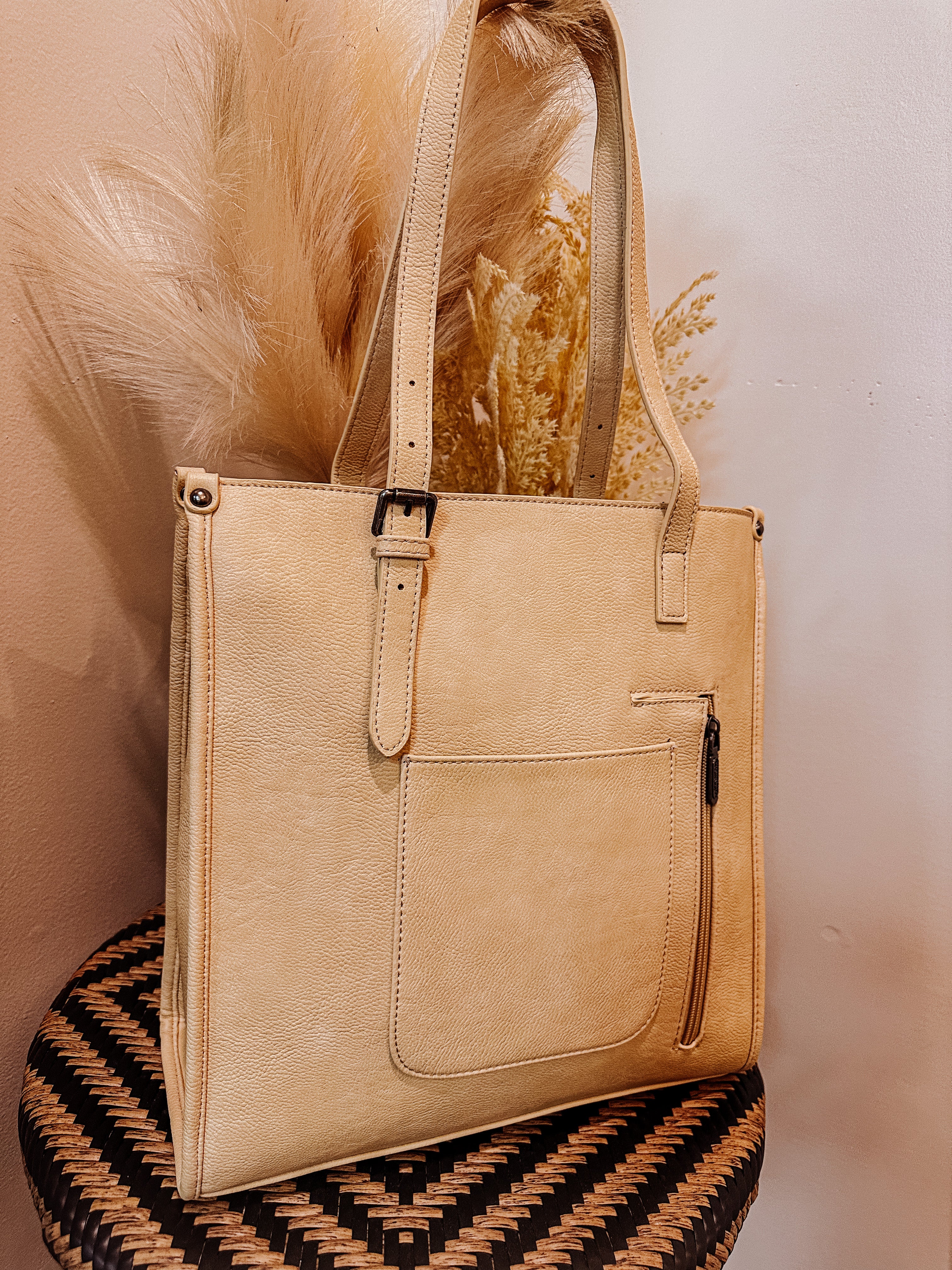 The Glacier Wrangler Purse