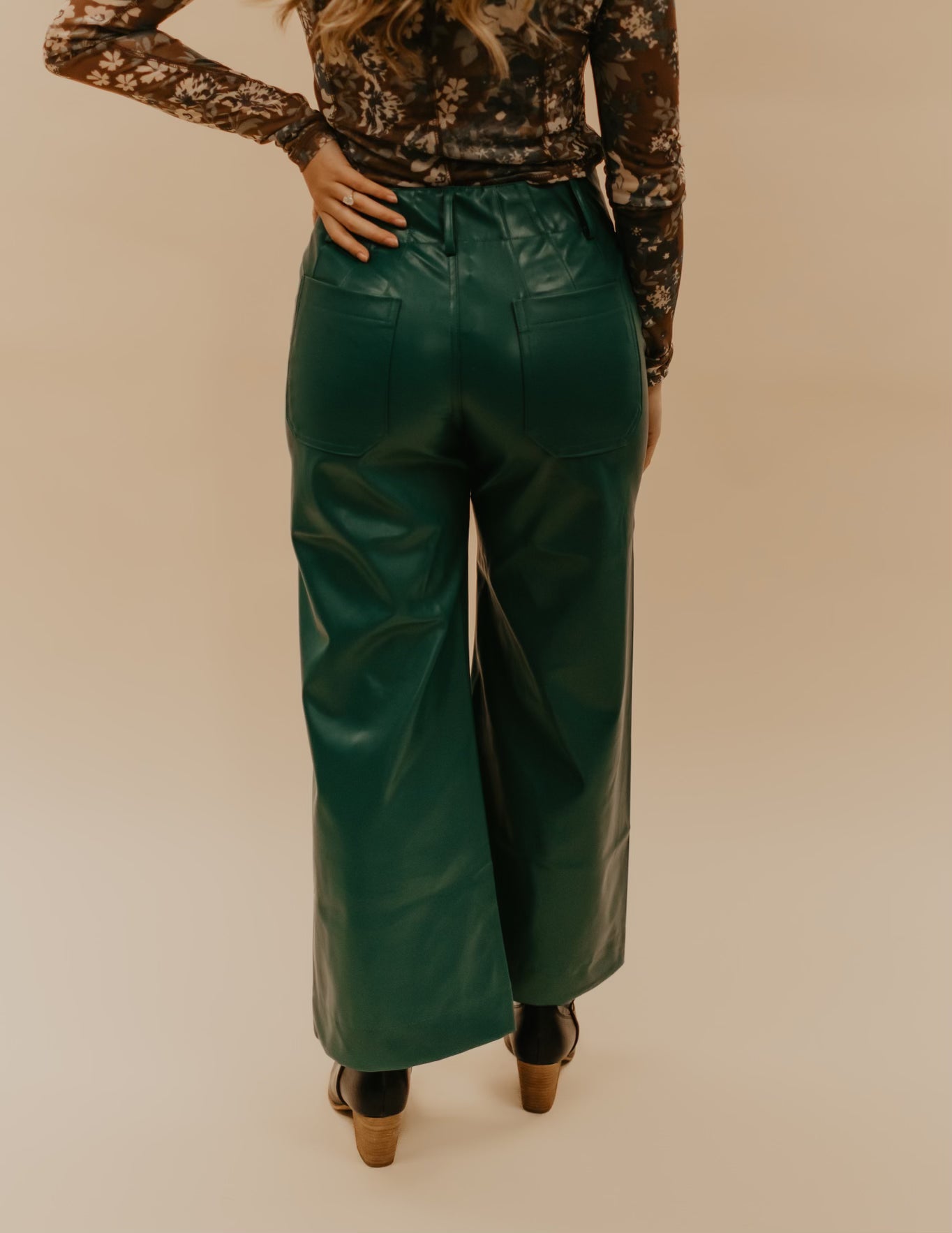 The Elva Pleather Pant - Hunter Green