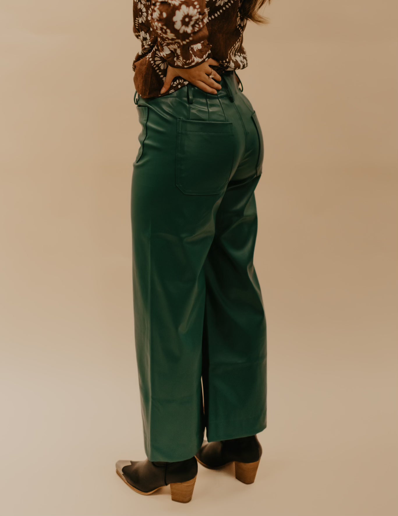 The Elva Pleather Pant - Hunter Green