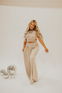 The Waylon Criss-Cross Set