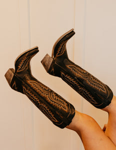 The Ariat Casanova Boot in Black