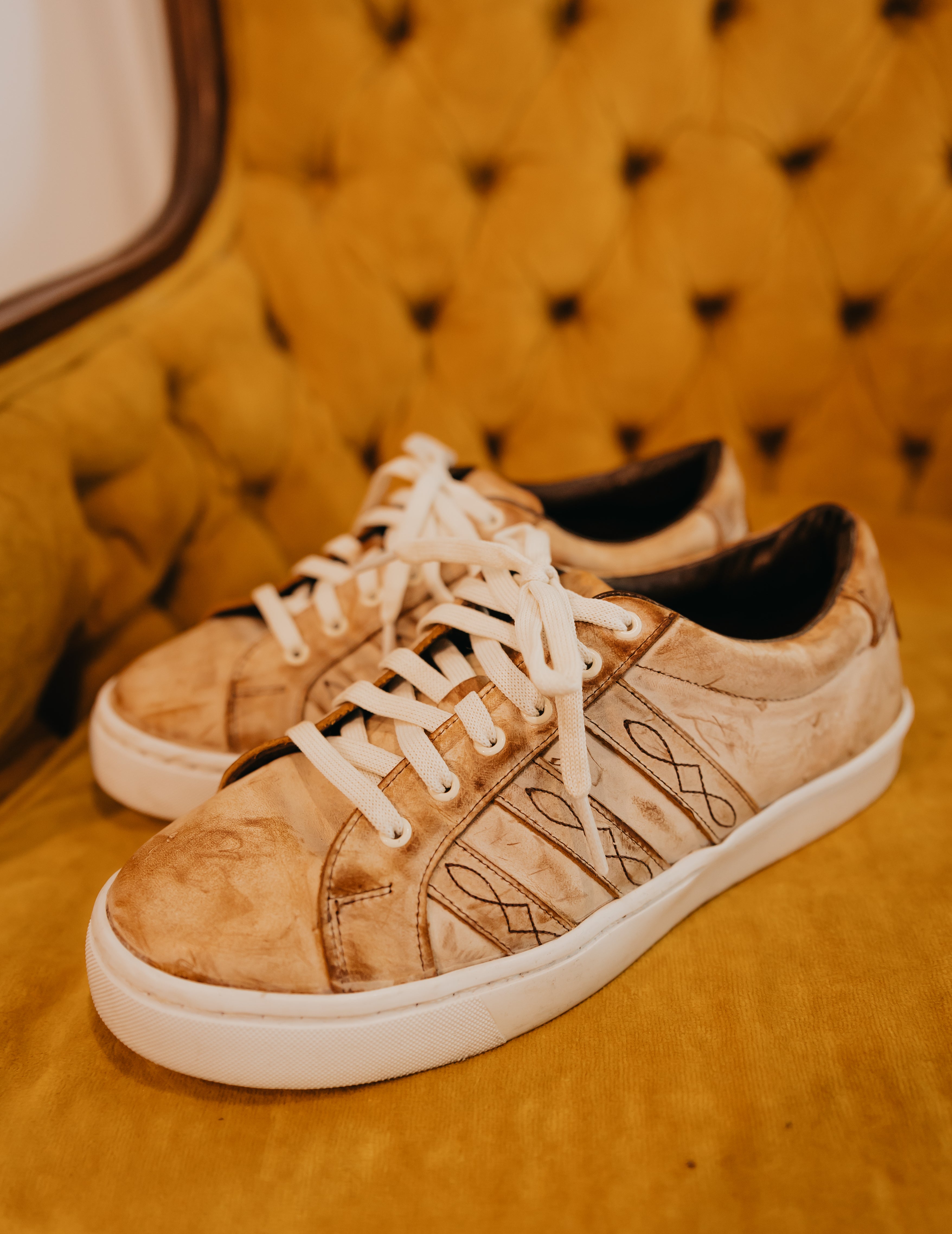 The Tennis Shoe