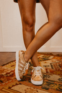 The Tennis Shoe