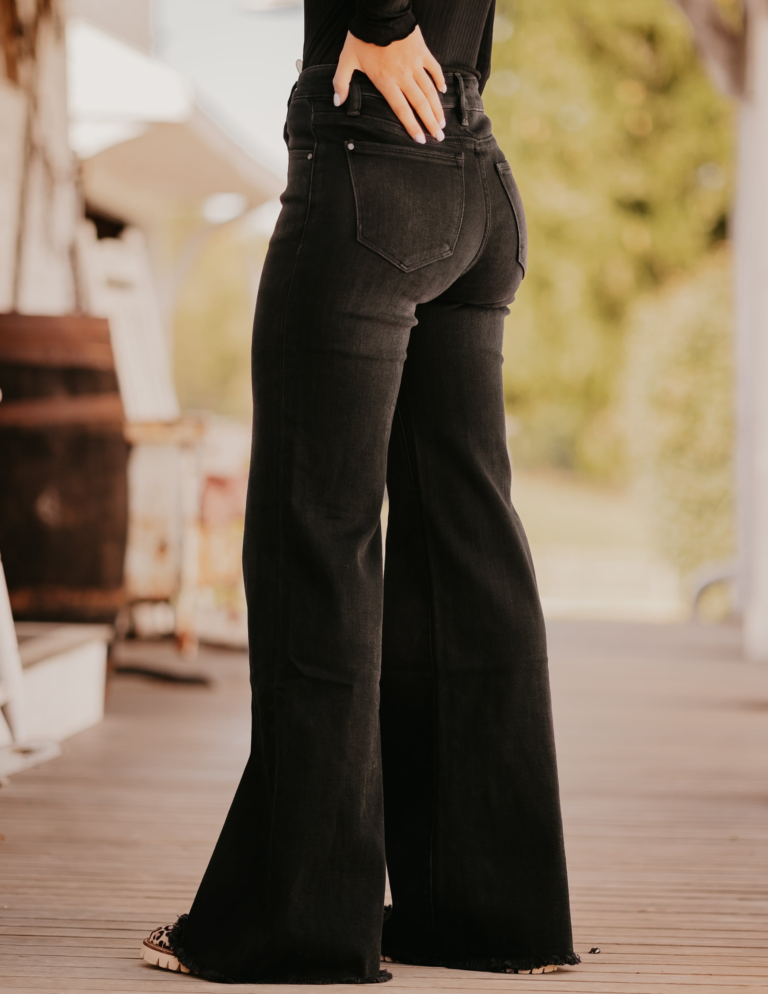 The Daxton Wide Leg Flare Jean