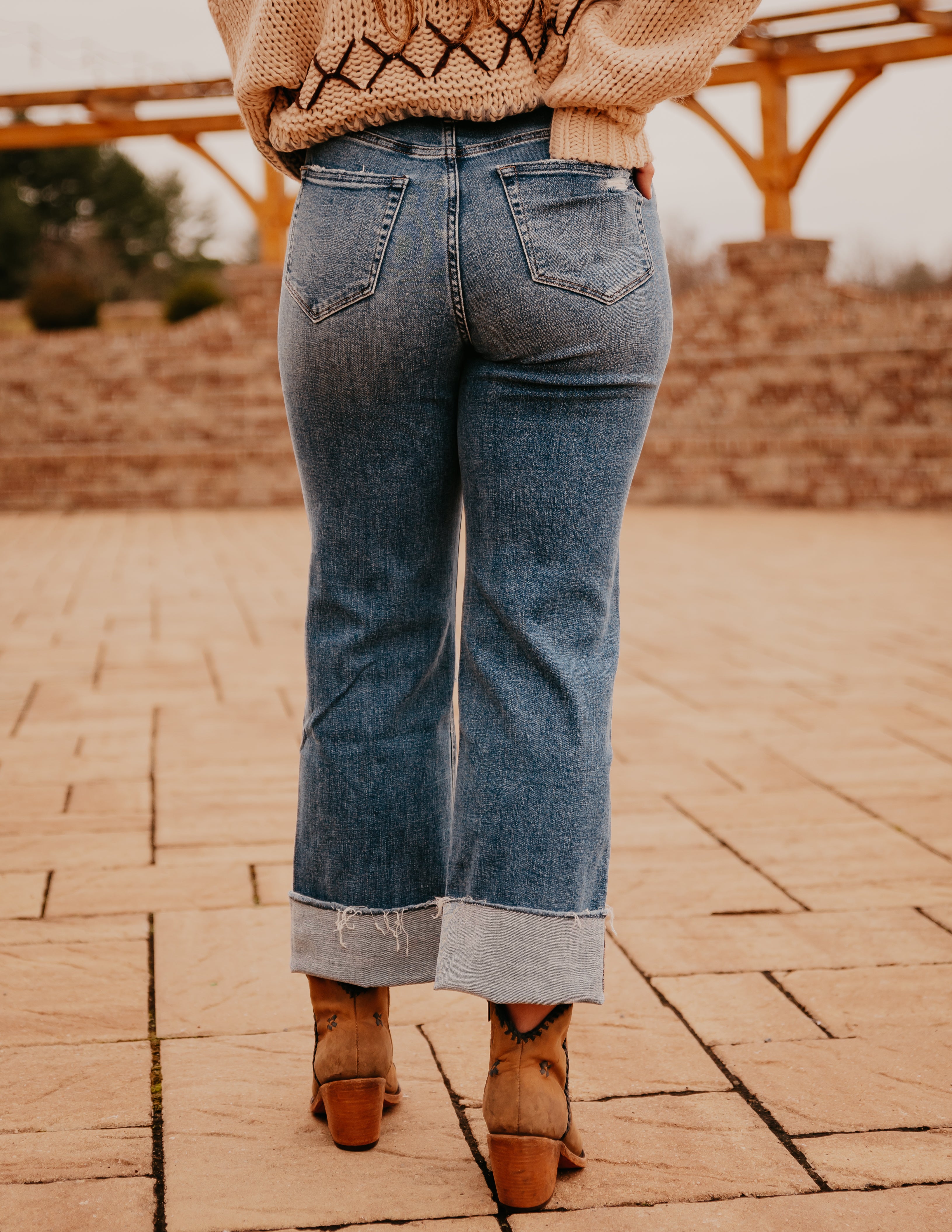 The Munday Wide Leg Jean