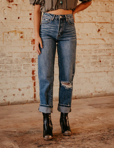 The Janzen Straight Leg Jean