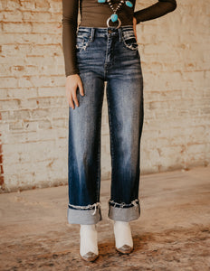 The Clara Straight Jean in Dark Wash